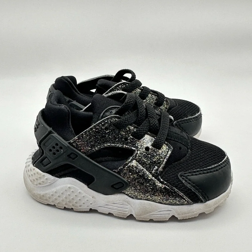 Nike Huarache Run SE TD Sneakers Size‎ 5C Black/Metallic Gold 859592-005 Toddler